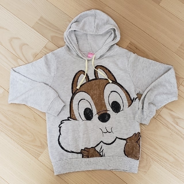 Disney(ディズニー)のチップ＆デールパーカー キッズ/ベビー/マタニティのキッズ服女の子用(90cm~)(Tシャツ/カットソー)の商品写真