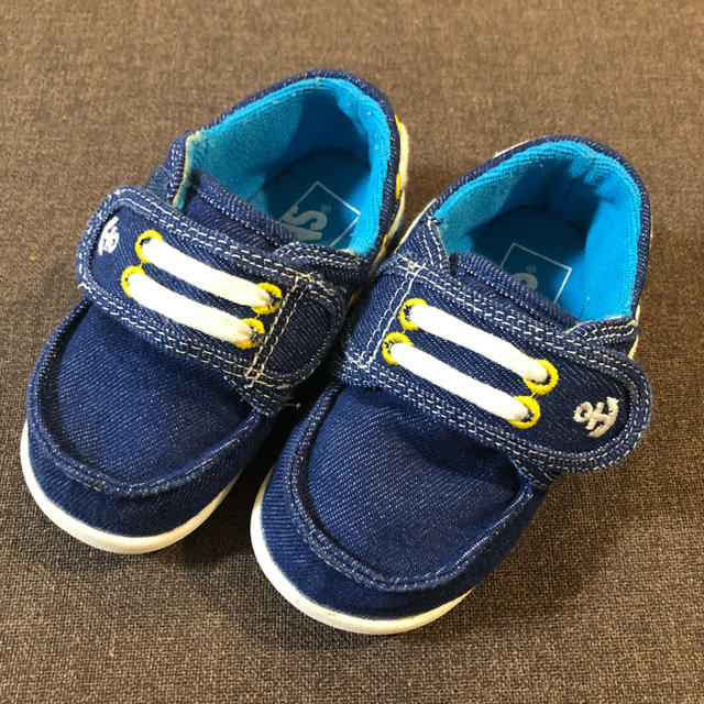 VANS(ヴァンズ)のvans 子供靴 赤ちゃん靴 キッズ/ベビー/マタニティのベビー靴/シューズ(~14cm)(スニーカー)の商品写真