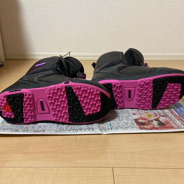 SALOMON(サロモン)のスノボードブーツ スポーツ/アウトドアのスノーボード(ブーツ)の商品写真