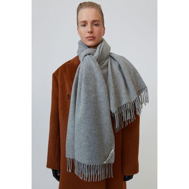 ACNE - 新品 アクネ ストゥディオズ ストール マフラー ライト ACNE - 新品 アクネ ストゥディオズ ストール マフラー ライト