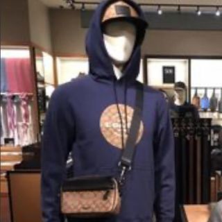 COACH   coach コーチ シグネチャー プルオーバーパーカーの通販 by