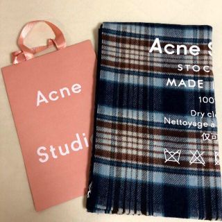 アクネ(ACNE)の新品アクネストゥディオズ ロゴチェックスカーフマフラー(マフラー)