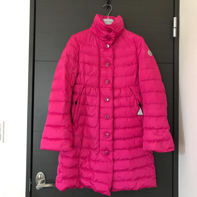 MONCLER(モンクレール)のみかん様専用 モンクレール✨JURA ✨ダウンコート♡レアカラーピンク♡PINK レディースのジャケット/アウター(ダウンコート)の商品写真