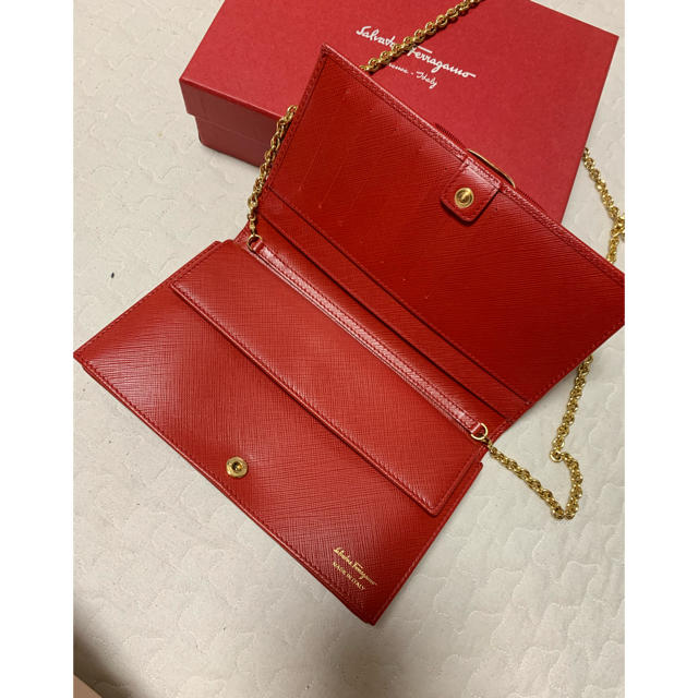 Ferragamo(フェラガモ)のフェラガモ チェーンウォレット レッド メンズのファッション小物(ウォレットチェーン)の商品写真