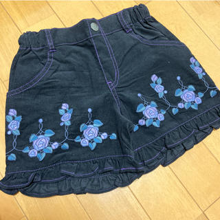 アナスイミニ(ANNA SUI mini)の新品　アナスイミニ　薔薇刺繍ショートパンツ　130(パンツ/スパッツ)