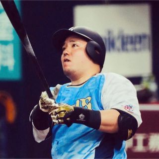 大学野球セラミックパワーギア！リストパワーバンド！