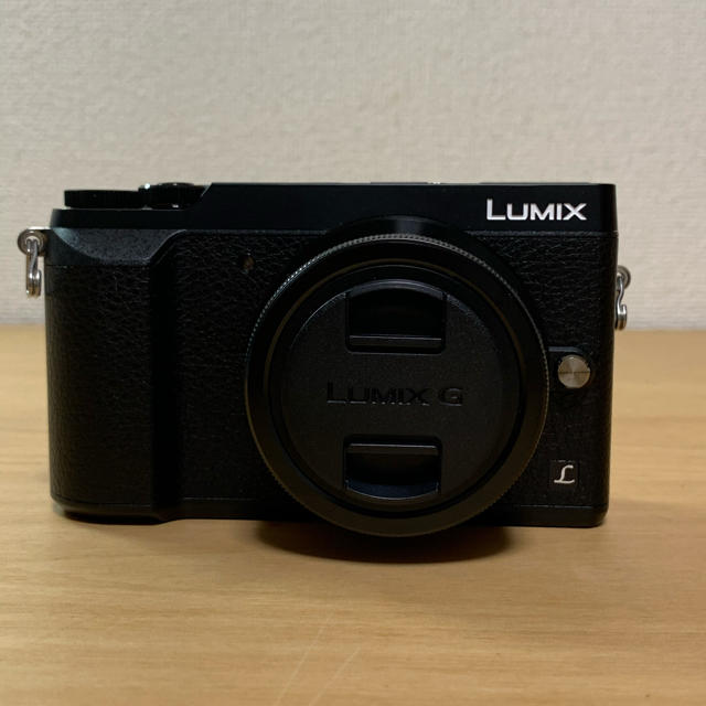 カメラPanasonic DMC-GX7MK2 極美品　純正レンズ付