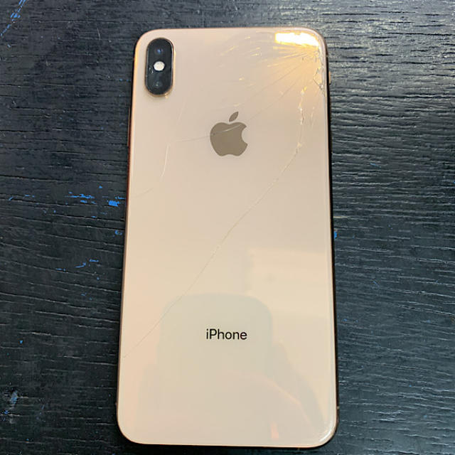 【ジャンク】iPhonexs max 256gb 背面割れ