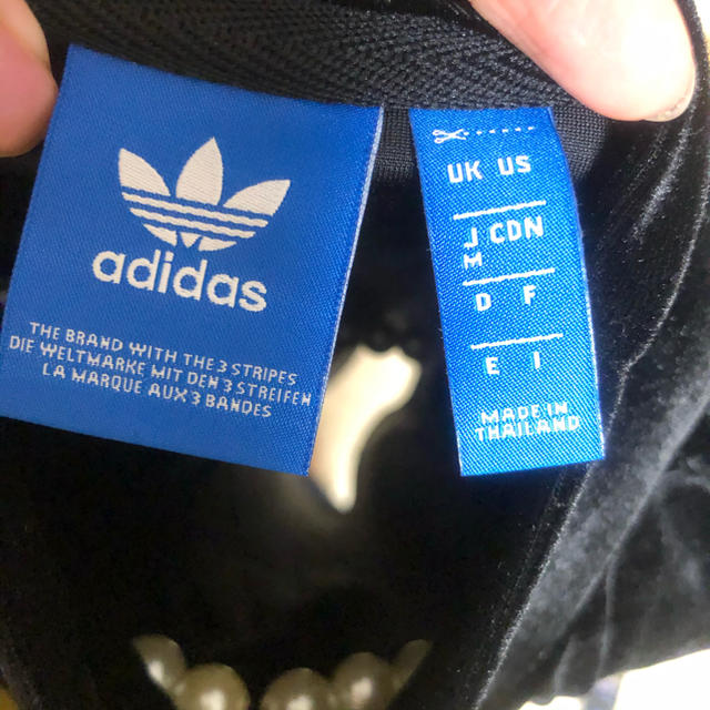 adidas(アディダス)のベロアトップス★adidas originals レディースのトップス(Tシャツ(半袖/袖なし))の商品写真