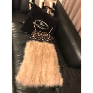 グレースコンチネンタル(GRACE CONTINENTAL)のGrace Class beige pink fur one-piece(ミディアムドレス)