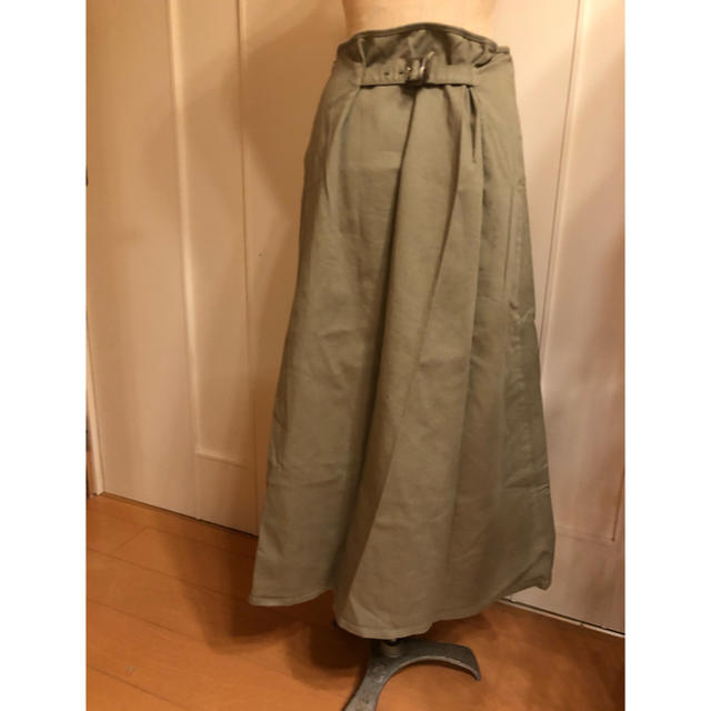 GALLARDA GALANTE(ガリャルダガランテ)のWhim Gazetteロングフレアスカート　カーキ38 レディースのスカート(ロングスカート)の商品写真