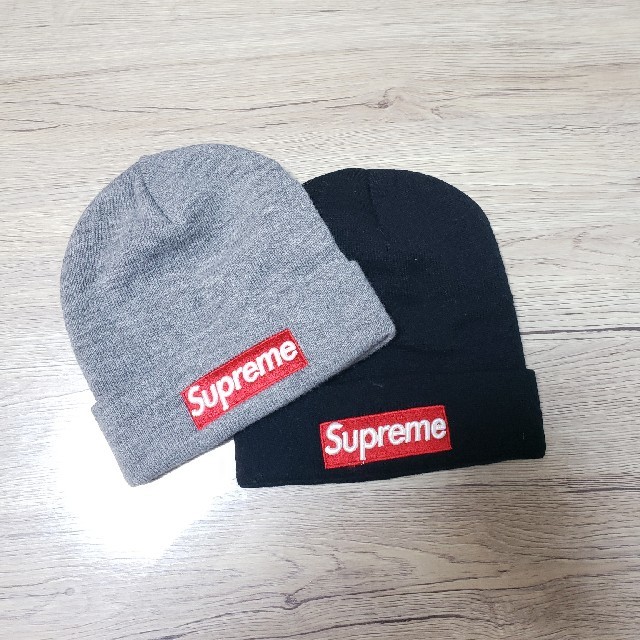 Supreme(シュプリーム)の新品/ニット帽/セット売り レディースの帽子(ニット帽/ビーニー)の商品写真