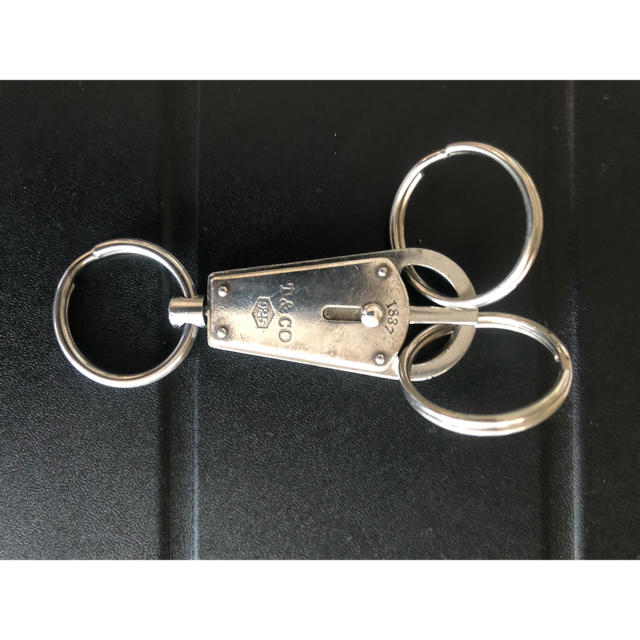 Tiffany Co. - ティファニーバレー キーホルダー キーリング シルバー 925 の通販 by su4658's shop|ティファニー ならラクマ Tiffany Co. - ティファニーバレー キーホルダー キーリング シルバー 925 の通販 by su4658's shop|ティファニー ならラクマ