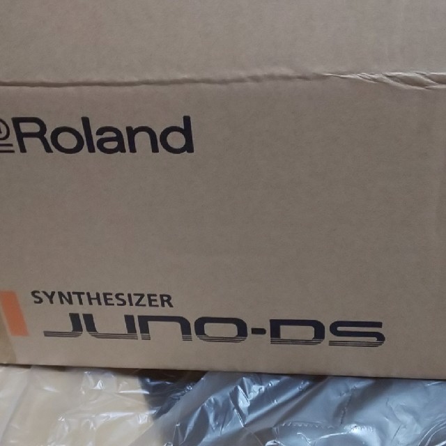 Roland - Roland シンセサイザーJUNO-DS61