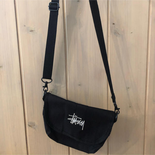 STUSSY(ステューシー)のSTUSSYキッズショルダーバック キッズ/ベビー/マタニティのこども用バッグ(ポシェット)の商品写真