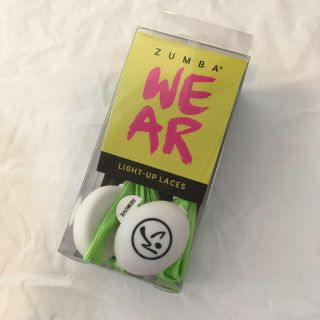 ズンバ(Zumba)のZUMBA 光るシューレース(トレーニング用品)