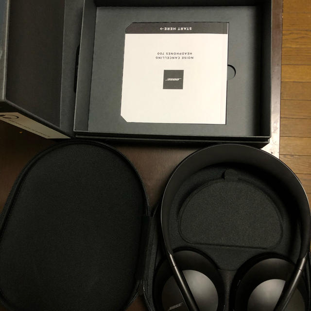 BOSE NOISE CANCELLING HEADPHONES 700