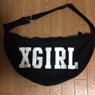 エックスガール(X-girl)のx-girl  デカロゴ 黒×白 ショルダーバッグ(ショルダーバッグ)