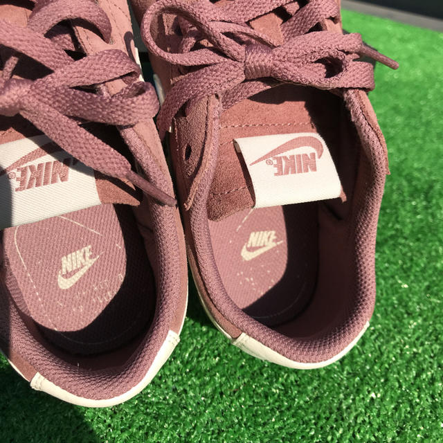 NIKE(ナイキ)のナイキW BLAZER LOW SD レディース レディースの靴/シューズ(スニーカー)の商品写真