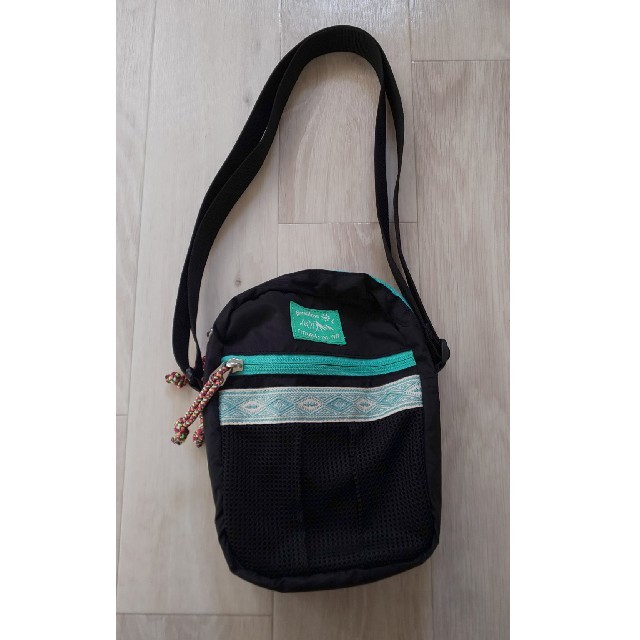 titicaca(チチカカ)のサコッシュ チチカカ レディースのバッグ(ショルダーバッグ)の商品写真