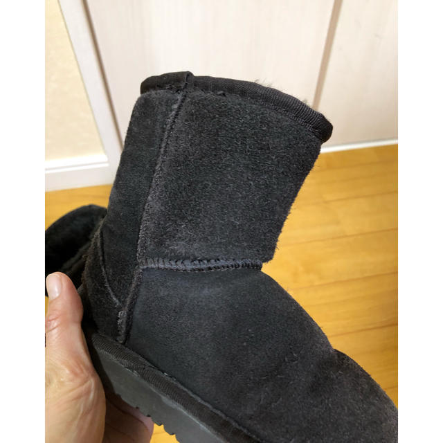 UGG(アグ)のUGG ブーツ  キッズ キッズ/ベビー/マタニティのキッズ靴/シューズ(15cm~)(ブーツ)の商品写真