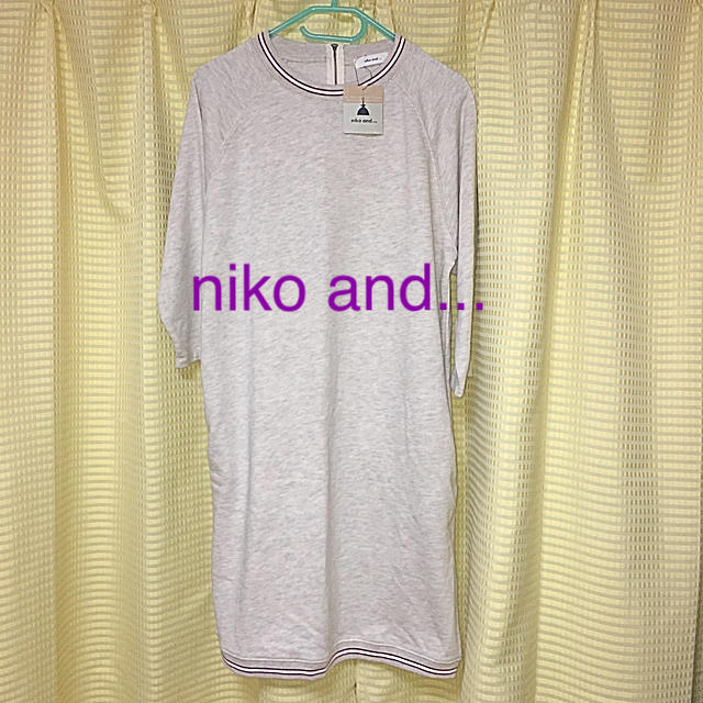 niko and...(ニコアンド)のniko and...トレーナーワンピース レディースのワンピース(ひざ丈ワンピース)の商品写真