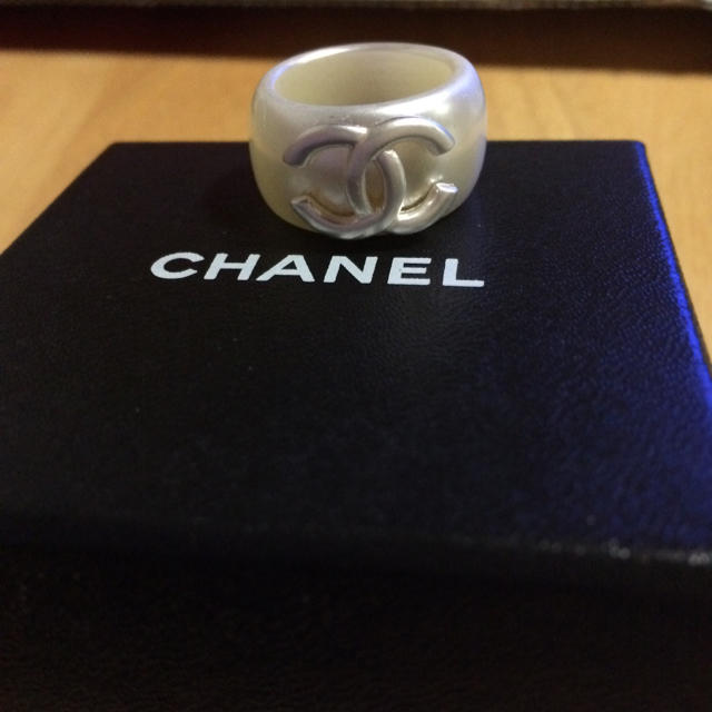 CHANEL(シャネル)の正規品 シャネル指輪♡ レディースのアクセサリー(リング(指輪))の商品写真