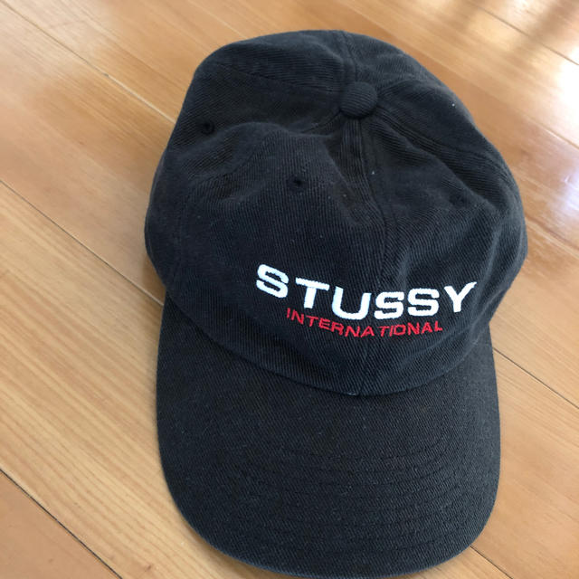 STUSSY(ステューシー)のstussy キャップ レディースの帽子(キャップ)の商品写真