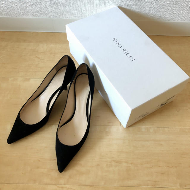 NINA RICCI(ニナリッチ)のNINA RICCI ニナリッチ ポインテッドトゥパンプス レディースの靴/シューズ(ハイヒール/パンプス)の商品写真