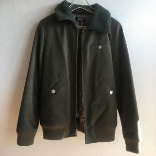 アーペーセー(A.P.C)の【美品】アーペーセー A.P.C. アウター ジャケット(ミリタリージャケット)