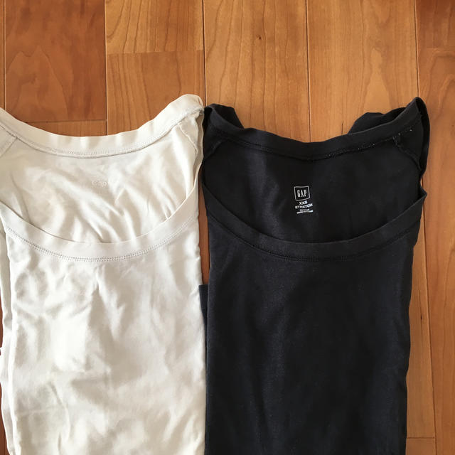 GAP(ギャップ)のGAPロンティーXXS 2枚 レディースのトップス(Tシャツ(長袖/七分))の商品写真