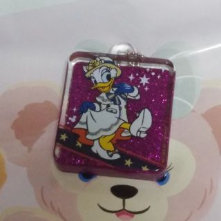 ディズニー(Disney)の** ディズニーシー クリスマス カプセルトイ 2019 デイジー **(キャラクターグッズ)