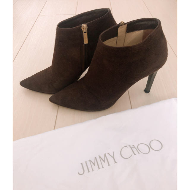 JIMMY CHOO(ジミーチュウ)の【早い者勝ち】ジミーチュウ　スエードブーティー　ブーツ レディースの靴/シューズ(ブーティ)の商品写真