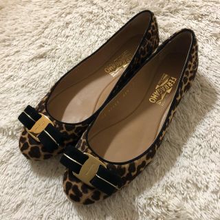 ferragamo フェラガモ  ヴァリナ  バレエ　フラット　レオパード