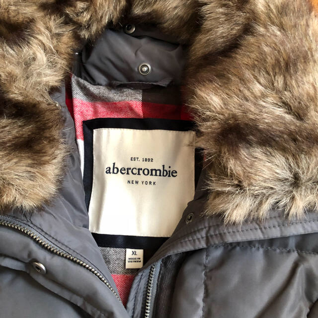 Abercrombie&Fitch(アバクロンビーアンドフィッチ)のアバクロ ダウンジャケット レディースのジャケット/アウター(ダウンジャケット)の商品写真