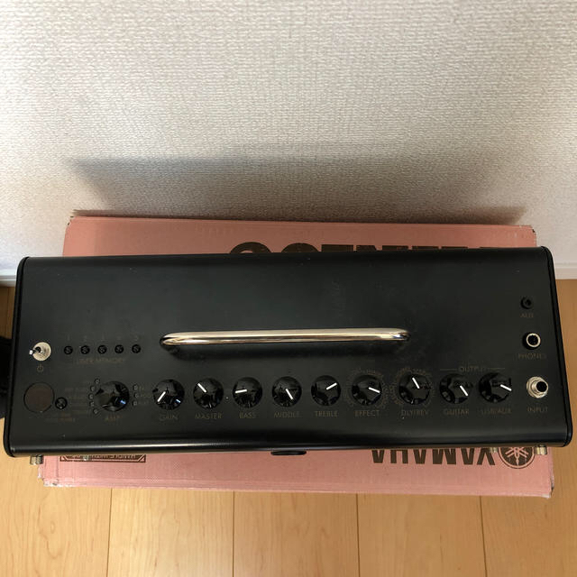 ヤマハ(ヤマハ)の［美品］YAMAHA ギターアンプ THR10C 楽器のギター(ギターアンプ)の商品写真