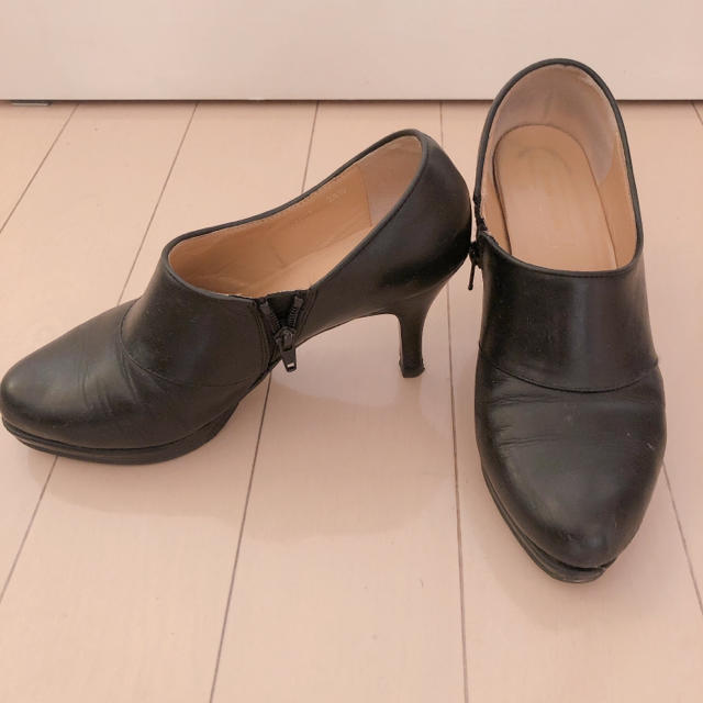 Odette e Odile(オデットエオディール)のオデットエオディール ブーティ / パンプス / 黒 / 24.5 レディースの靴/シューズ(ブーティ)の商品写真