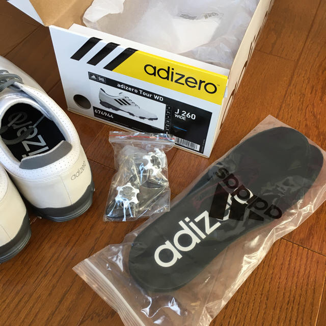 adidas(アディダス)の【みっちー様専用】adidas golf ゴルフシューadizero Tour スポーツ/アウトドアのゴルフ(シューズ)の商品写真