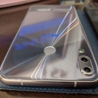 エイスース(ASUS)の【美品】Zenfone 5 (ZE620KL) SIMフリー (Silver)(スマートフォン本体)