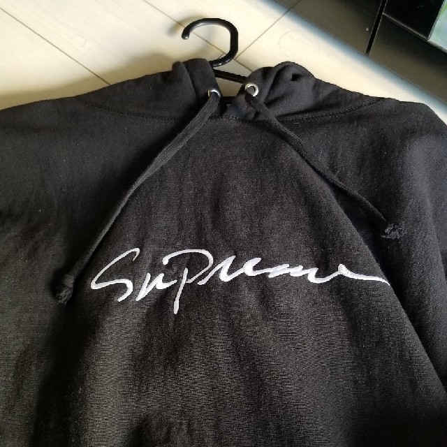 Supreme(シュプリーム)のSupreme　Classic script Hooded Sweatshirt メンズのトップス(パーカー)の商品写真