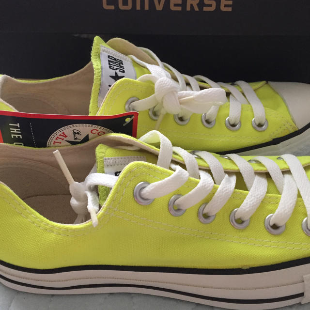 CONVERSE(コンバース)の【K様専用】コンバーススニーカー 24.5㎝ イエロー レディースの靴/シューズ(スニーカー)の商品写真