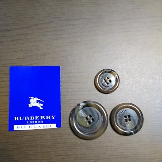 バーバリーブルーレーベル(BURBERRY BLUE LABEL)のBURBERRYBLUE LABELコートのボタン(その他)