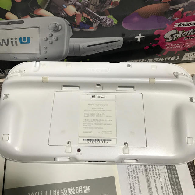 Wii U(ウィーユー)のwiiu 32GB スプラトゥーン 本体  エンタメ/ホビーのゲームソフト/ゲーム機本体(家庭用ゲーム機本体)の商品写真