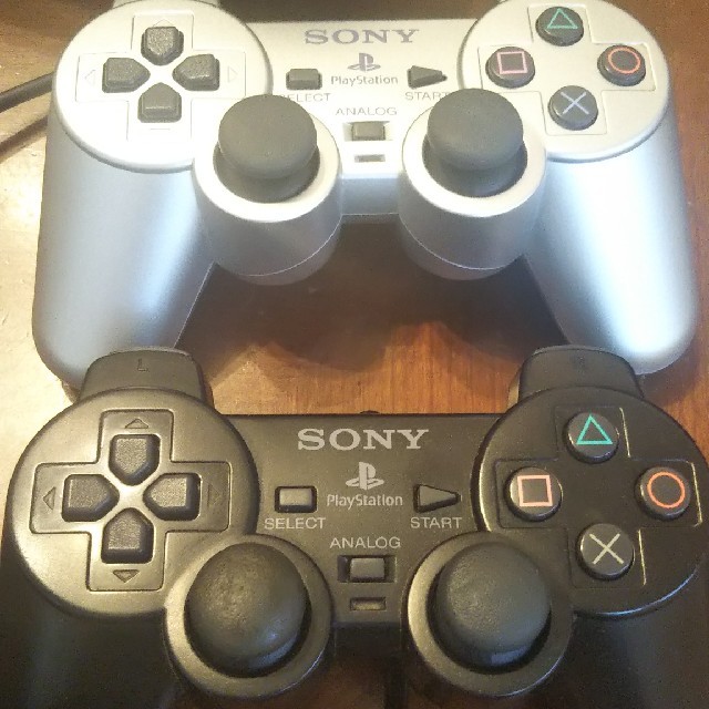 PlayStation2(プレイステーション2)のPS2 本体 コントローラー メモリーカード エンタメ/ホビーのゲームソフト/ゲーム機本体(家庭用ゲーム機本体)の商品写真