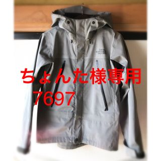 ザノースフェイス(THE NORTH FACE)のマウンテンジャケット　TheNorthFace woman  Mサイズ(登山用品)