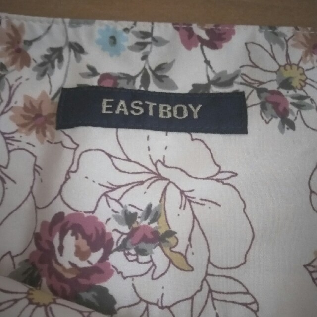 EASTBOY(イーストボーイ)の薔薇🌹柄のスカート レディースのスカート(ひざ丈スカート)の商品写真