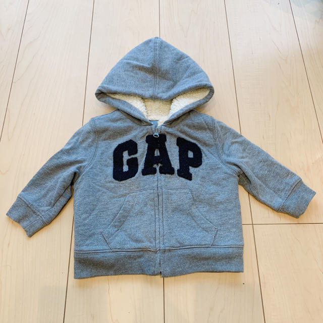 GAP(ギャップ)のGAP ボアパーカー ベビー キッズ/ベビー/マタニティのベビー服(~85cm)(ジャケット/コート)の商品写真
