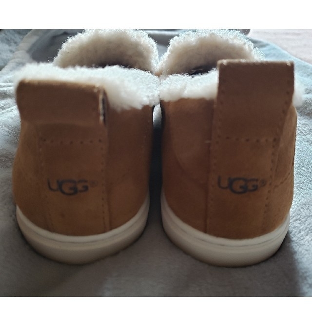 emmi atelier(エミアトリエ)の【１度使用】UGG×emmi・ Mikaスリッポン レディースの靴/シューズ(スリッポン/モカシン)の商品写真