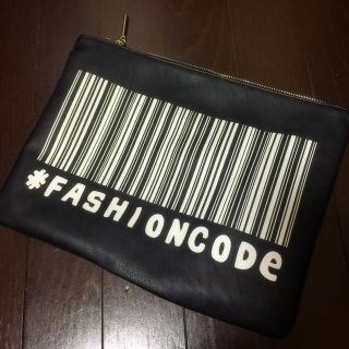 ザラ(ZARA)のバーコードクラッチ(クラッチバッグ)