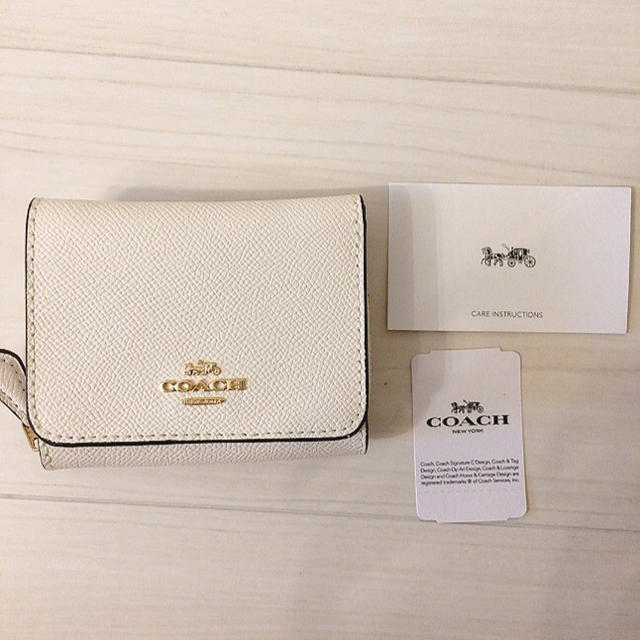 coach ミニ財布 コーチ レザー オフホワイト